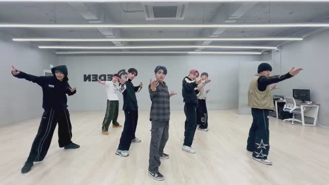 ALL(H)OURS - GIMME GIMME Dance Practice MIRRORED смотреть онлайн