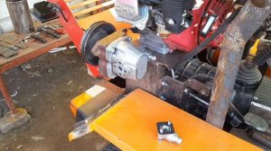 крепление гидроцилиндра на заднюю навеску минитрактора