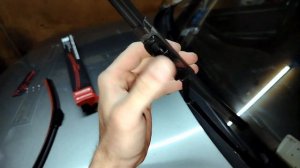Замена зимних дворников на летние щетки стеклоочистителя нива шевроле