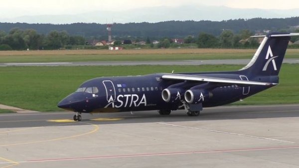 Astra Airlines BAe 146-300 landing at Graz Airport | SX-DIZ