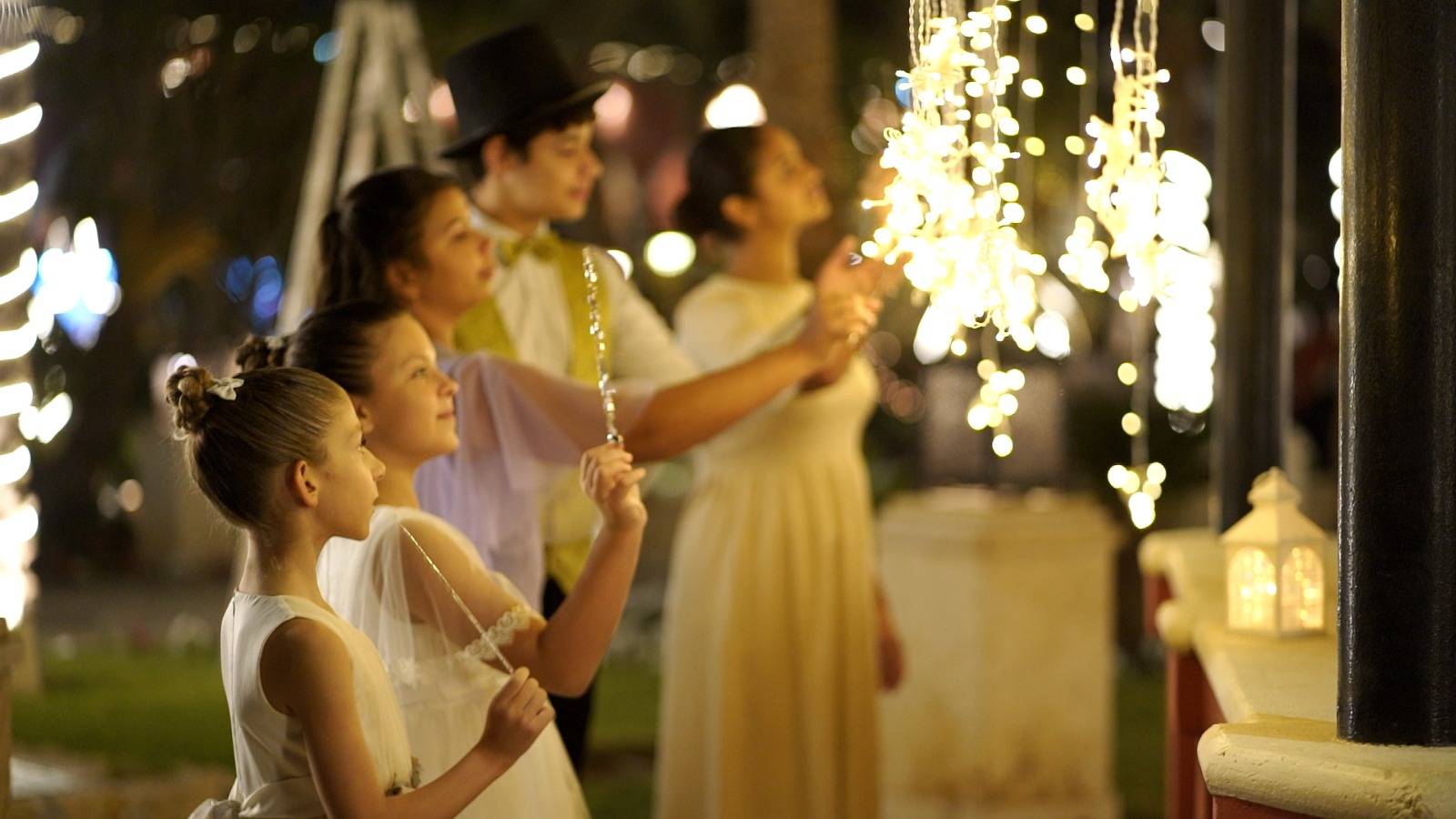 Новогодний сборник детских песен " В гостях у волшебника" 2025 смотреть онлайн