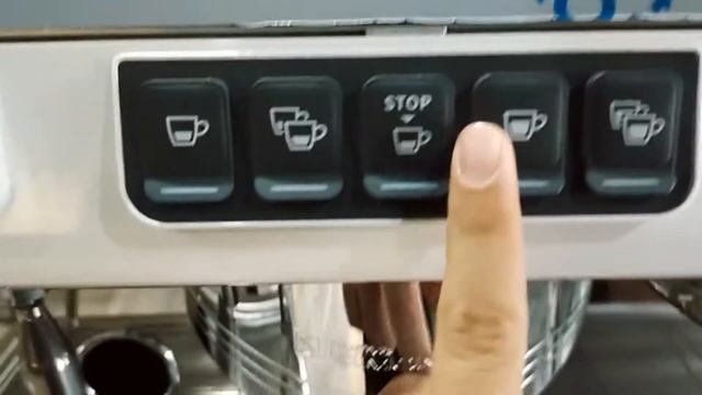 PERBEDAAN MESIN KOPI VOLUMETRIC DENGAN SEMIAUTOMATIC | Appia life | смотреть онлайн
