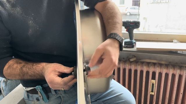 Loch in die Spüle bohren смотреть онлайн