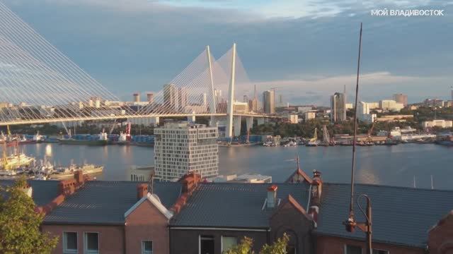 Вечерний Владивосток,вид с сопки Алексеевская-Фуникулёр (25 сентября 2023). смотреть онлайн