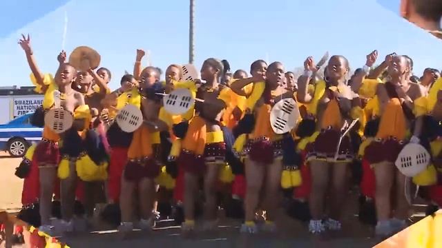 Maidens From The Umbutfo Swaziland Defence Force @ The Umhlanga Reed Dance 2017 смотреть онлайн