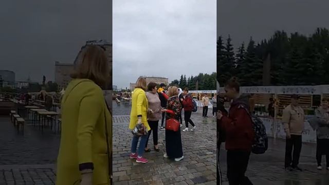 бу узбек йигити Москвада катта байрамларда катнашди смотреть онлайн