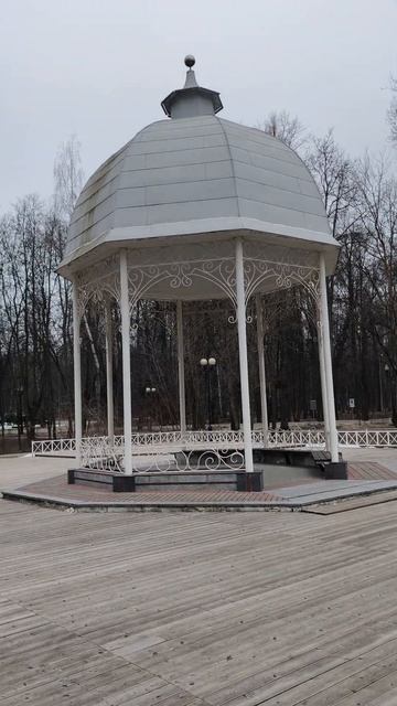 Беседка в Измайлово из книги Сорадение, можно делать Созвучие и слушать музыку высших сфер. #Беседка смотреть онлайн