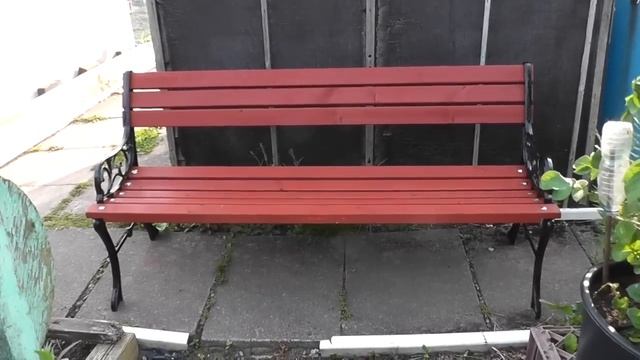 MuddyBootz Allotment #53 - Bench, Tumbling Toms, Sweetcorn, Celery, Leeks, Surprise YouTube visitor смотреть онлайн