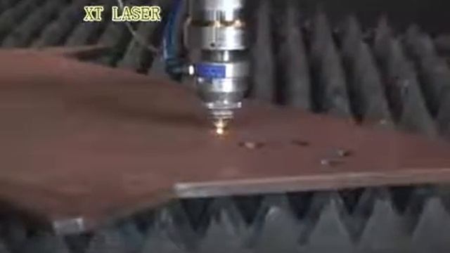 1000w fiber laser cutting more than 10mm CS/станок для лазерной резки на углеродмстую сталь смотреть онлайн