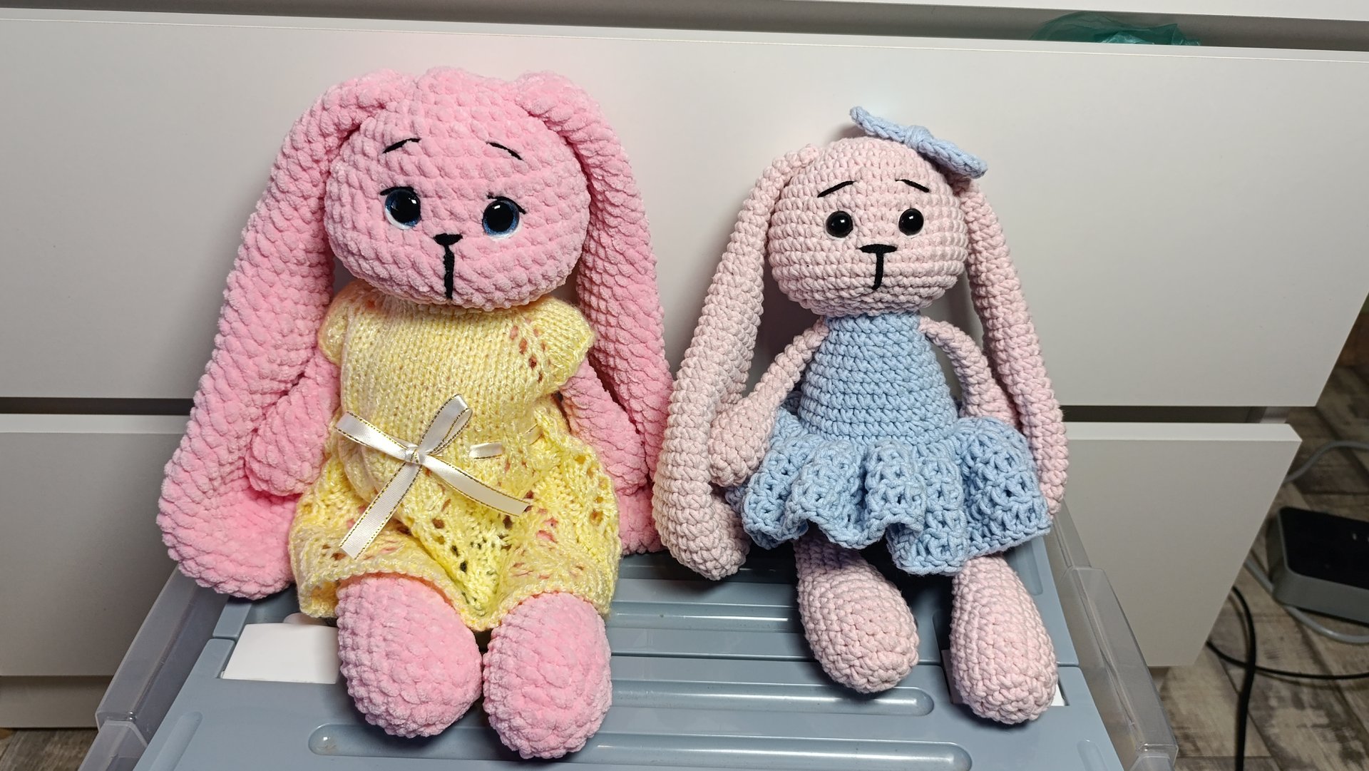 Плюшевая Зайка с длинными ушами крючком. Мастер-класс по вязанию крючком на дзен канале смотреть онлайн