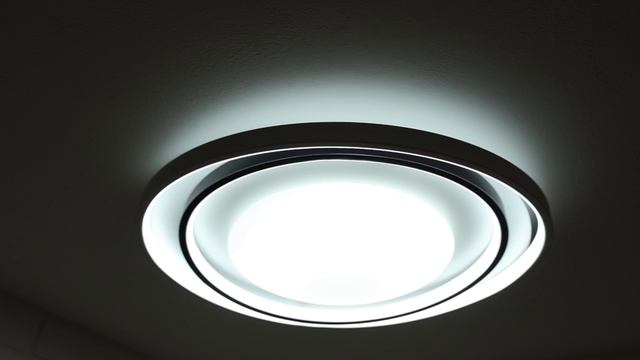 Люстра потолочная Milioni 3710-480 WH, Schaffner смотреть онлайн