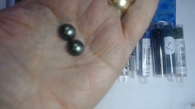 Eureka Crystal Beads Unboxing - January 2020 смотреть онлайн