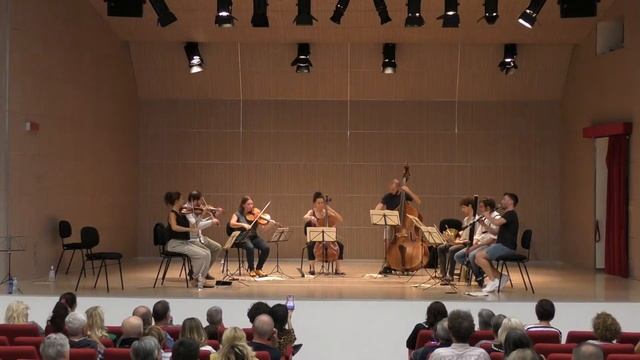 TRC - Spira mirabilis suona Schubert смотреть онлайн