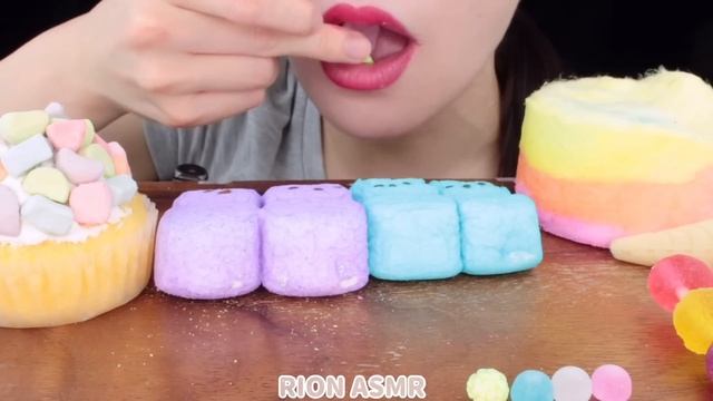 【ASMR】PEEPS BUNNY MARSHMALLOW 💗 MUKBANG 먹방 食べる音 EATING SOUNDS NO TALKING смотреть онлайн