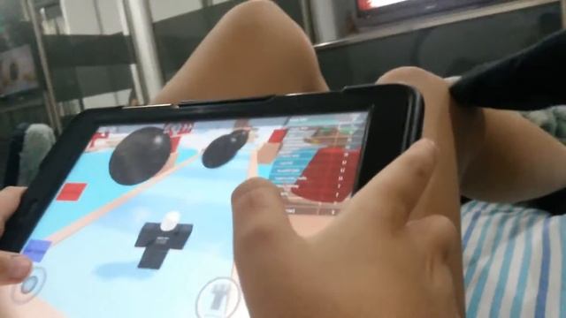 Играем в роблокс смотреть онлайн