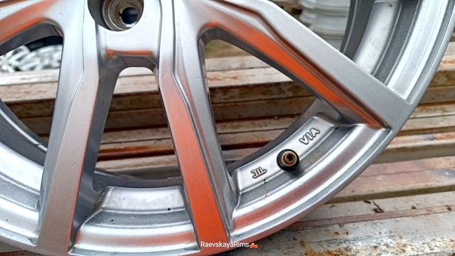 Stranger Elbe V-spoke R16/4*100/ET+40