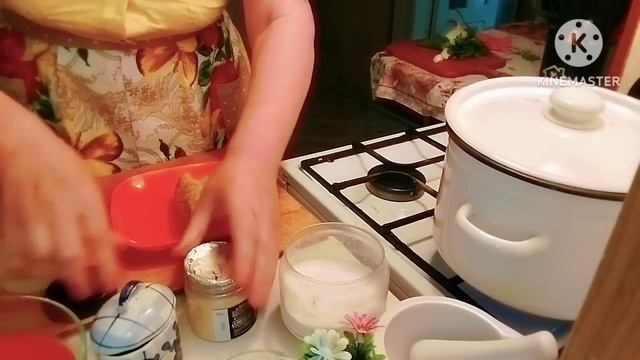 Бабусин літній борщ+коржі з часничком+сільські історії. Готуємо обід разом. смотреть онлайн