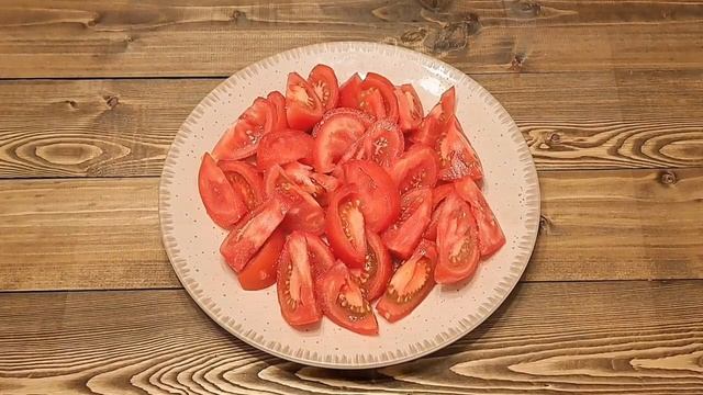 Tomato Salad With Red Juicy Tomatoes (Feta Cheese) смотреть онлайн