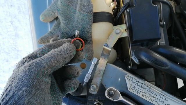 глохнет двигатель, зависают обороты, рхх показывает разные шаги, причина почти найдена смотреть онлайн