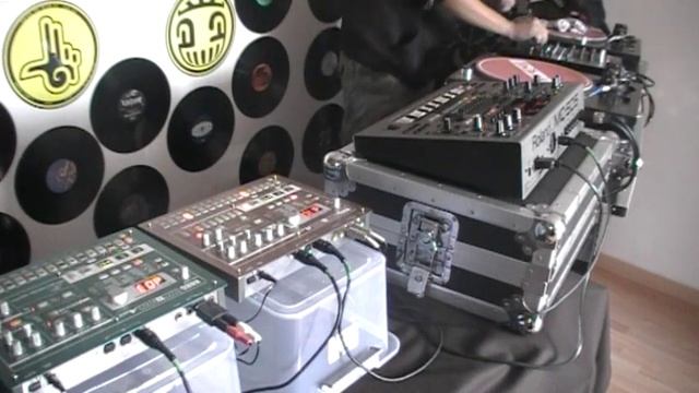 mamill's demo hardtek korg er1 ea1 mk2 rolland MC 505 смотреть онлайн