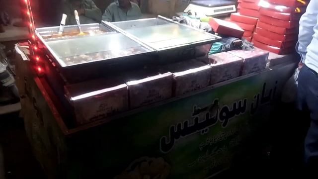 Karachi Ka Ek Chupa hwa Sasta Market Aur Shandaar Food Street By Masara Vlogs Epi 05 смотреть онлайн