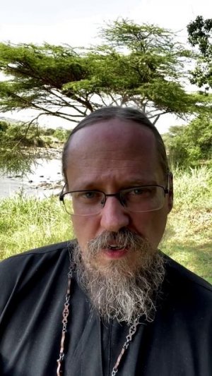 Разбилось зеркало - быть беде?