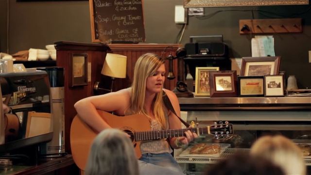 Star Spinning (Original) by Megan Twist - Live at Arbutus Coffee смотреть онлайн