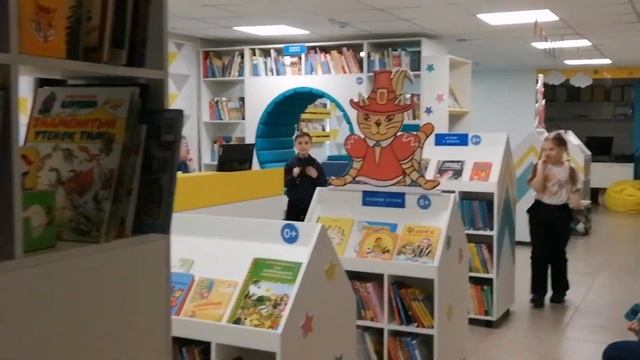 Мини влог. В библиотеке. смотреть онлайн