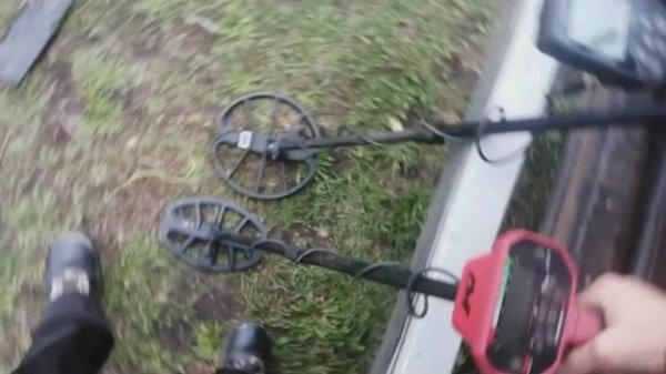 СРАВНЕНИЕ Nokta Makro Simplex Plus и Minelab VANQUISH 440