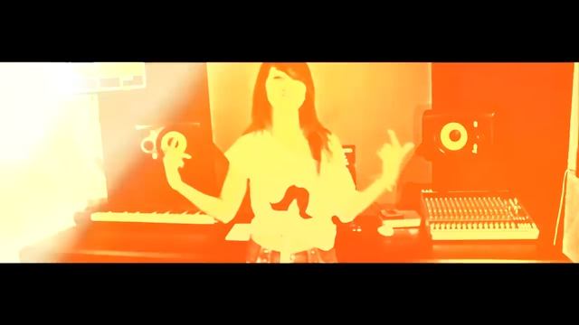 DELY UNDERAP - DALE PARA ATRAS смотреть онлайн