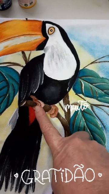 #shorts DICA DE PINTURA EM TECIDO PARA INICIANTES tintas que usei nesse tucano. #videocurto смотреть онлайн