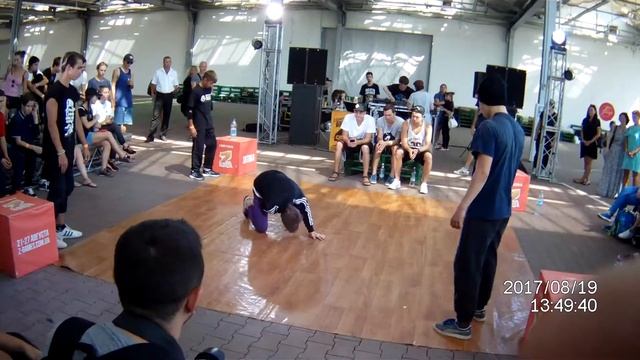 Z-Games on Tour Junior Battle. Odessa 19.08.2017 Барс 1 круг смотреть онлайн