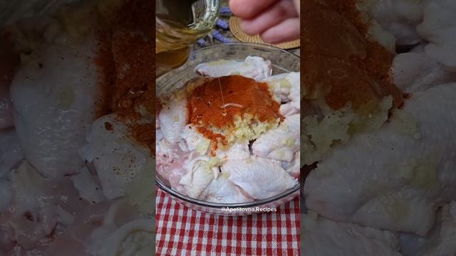 Куриные крылышки как в ресторане. Крылышки в духовке. Простой и Вкусный Рецепт смотреть онлайн