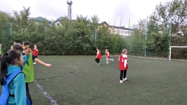 Агибаева Шолпан Бектурсыновна. Урок физической культуры 4А класс.КГУ "Школа-лицей города Аксу" смотреть онлайн
