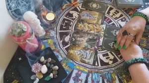 Что думает его жена | Таро расклад #37