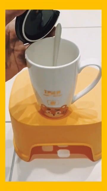 टाइगर जिंदा है 🐯 || Tiger Mug With Lid & Spoon 😲 #shorts #viral #shortsvideo #shortvideo смотреть онлайн