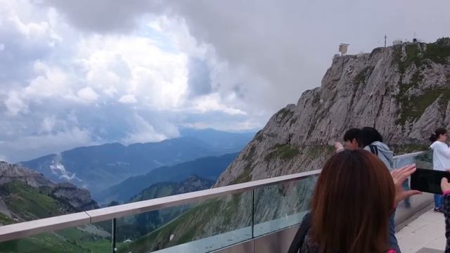 Mount Pilatus- Alphorn смотреть онлайн