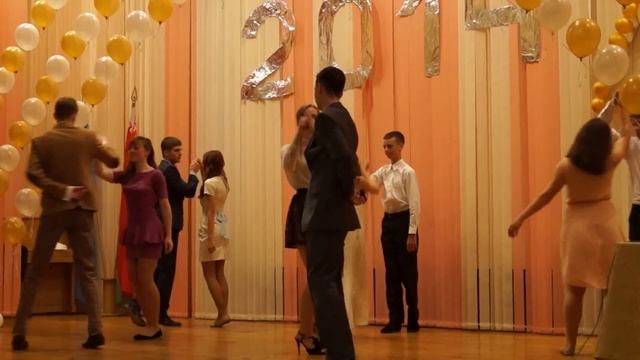 Вальс на последнем звонке смотреть онлайн