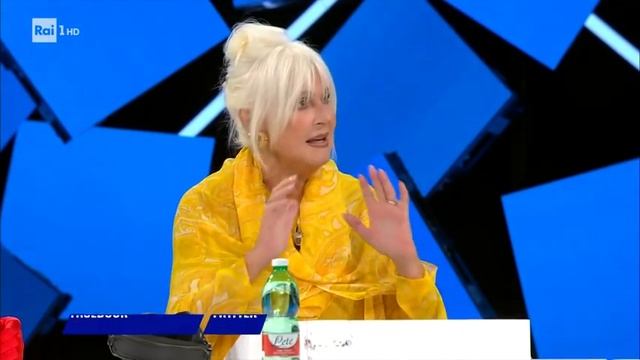 Stefania Orlando canta "Million Reasons" - Tale e Quale Show 17/09/2021 смотреть онлайн