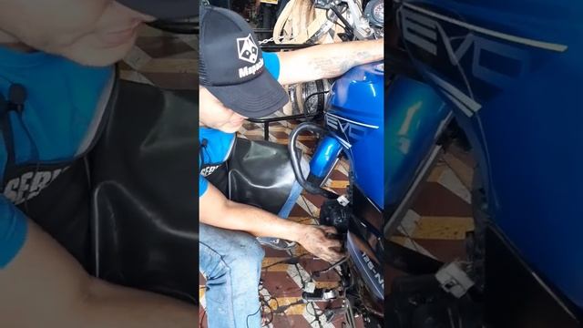 Problema de encendido de motos chinas . bombina del motor desficiente смотреть онлайн
