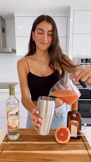 Grapefruit Martini 🍸 смотреть онлайн