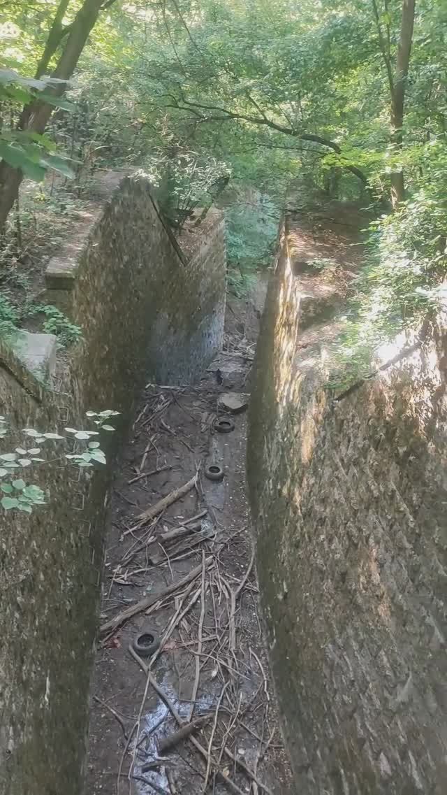 Акведук. В 25 км.от Белгорода, заброшенная мистическая достопримечательность в селе Гостищево смотреть онлайн