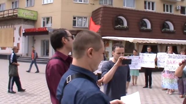 "Мы против строительства крематория 2" Пикет с Андреем Померанцевым 23.07.2016 г. Воронеж смотреть онлайн
