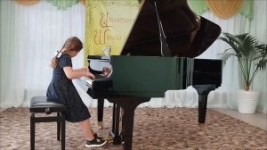 Солдатова Екатерина 1 класс Д.Кабалевский "Печальная история", У.Гиллок "Фламенко"