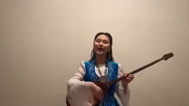 АҚСҰРАТ. Сөзі мен сазы: Қазихан НҰРҒАЗЫҰЛЫ. Орындаған: Айгерім ҚҰЛЖАРАСОВА. АҚКЕТІК ҚАЛАСЫ. смотреть онлайн