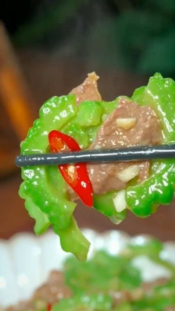 karele Chilli #food #chinese #chef #views #loverspointstudio смотреть онлайн