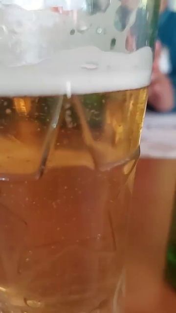 enjoying weekend in Greece with Heineken смотреть онлайн