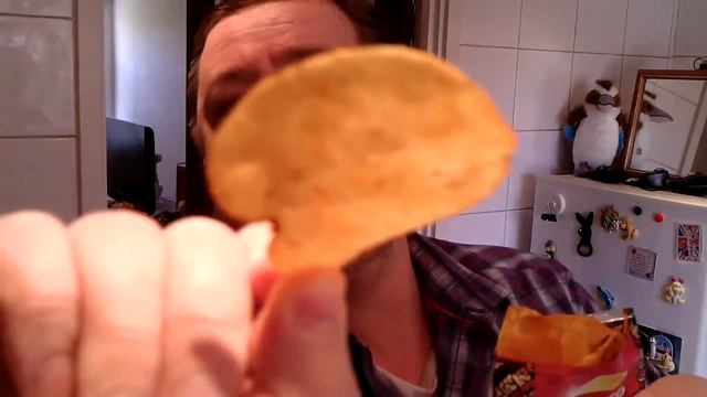 Marks REmarks Walkers Sweet Chilli Flavour Crisps review смотреть онлайн