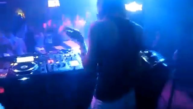 DJ МАША СИЛУЯНОВА на сцене LOS PALMAS смотреть онлайн