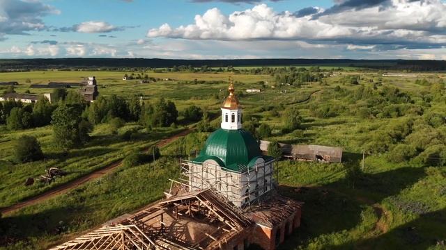 с Рождественское. У церкви после грозы. смотреть онлайн